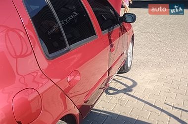 Хэтчбек Renault Clio 2002 в Мурованых Куриловцах