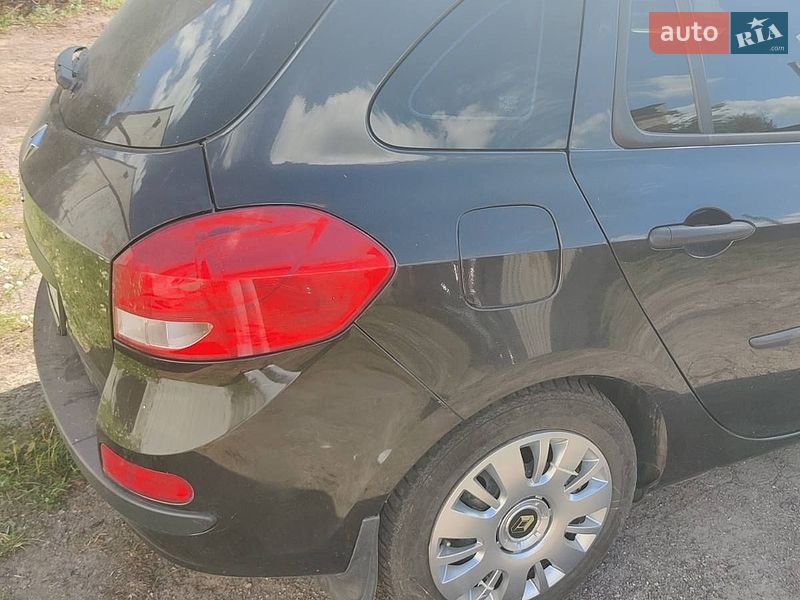 Универсал Renault Clio 2009 в Луцке