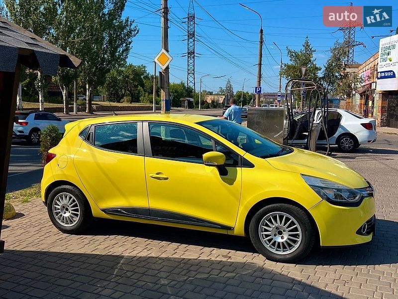Хэтчбек Renault Clio 2014 в Кривом Роге