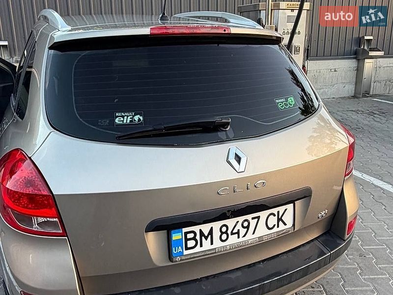 Универсал Renault Clio 2011 в Луцке