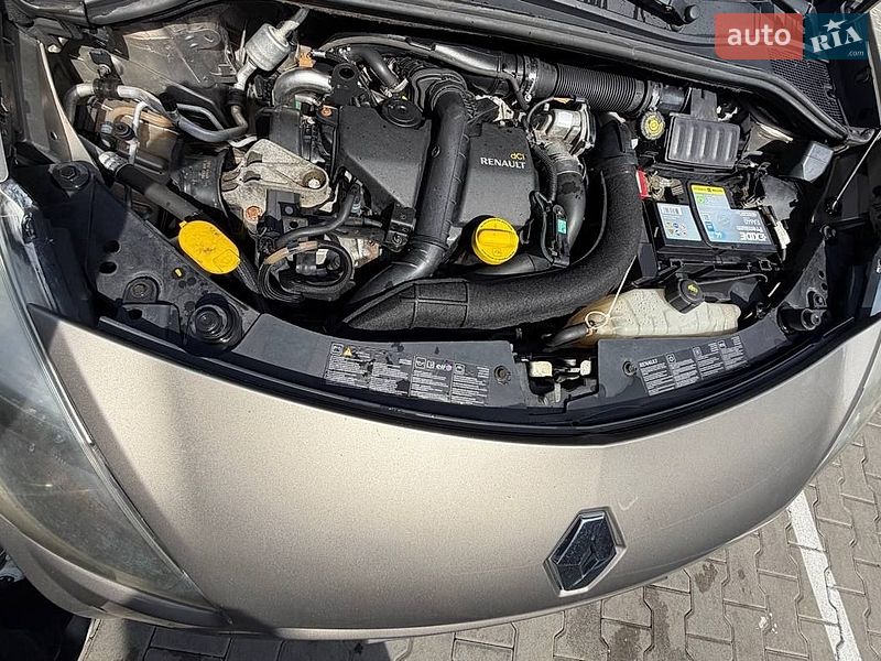 Универсал Renault Clio 2011 в Луцке