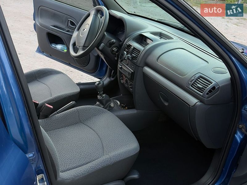 Хэтчбек Renault Clio 2009 в Киеве фото 8 Хэтчбек Renault Clio 2009 в Киеве
