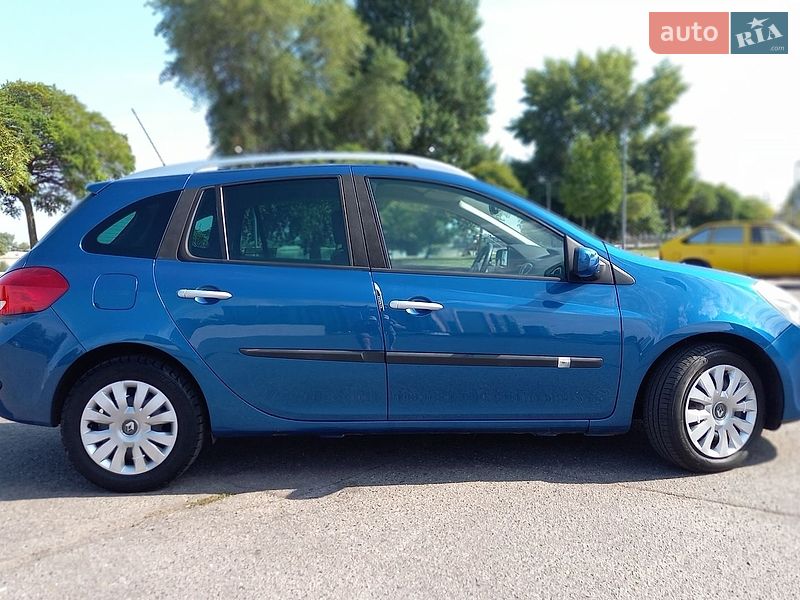 Хэтчбек Renault Clio 2008 в Черкассах