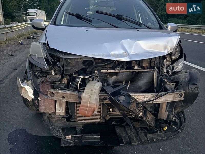 Универсал Renault Clio 2010 в Киеве