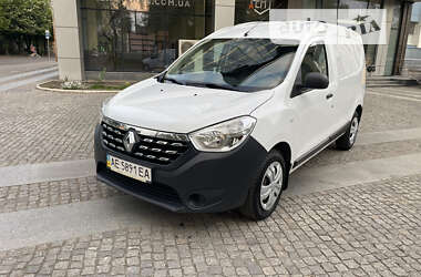 Минивэн Renault Dokker 2017 в 
