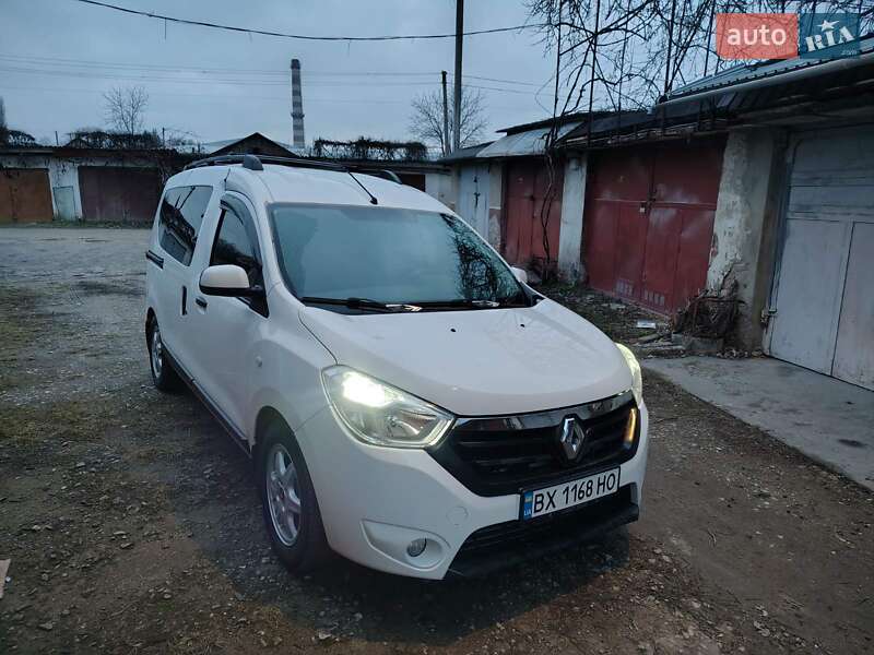 Мінівен Renault Dokker 2013 в Кам'янець-Подільському