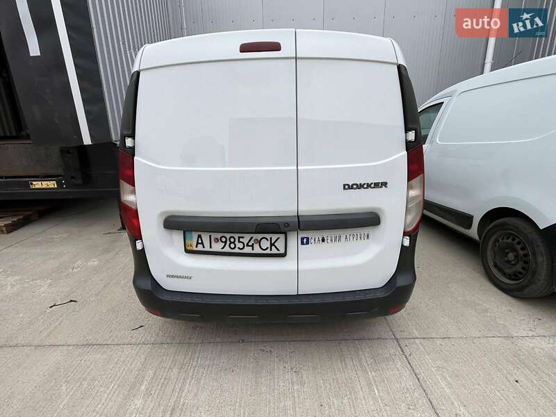 Вантажний фургон Renault Dokker 2015 в Києві