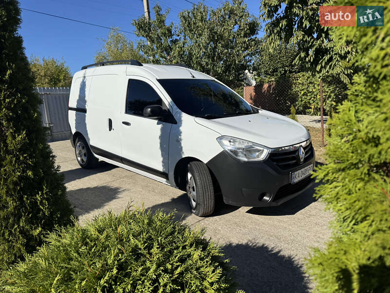 Грузовой фургон Renault Dokker 2014 в Корсуне-Шевченковском