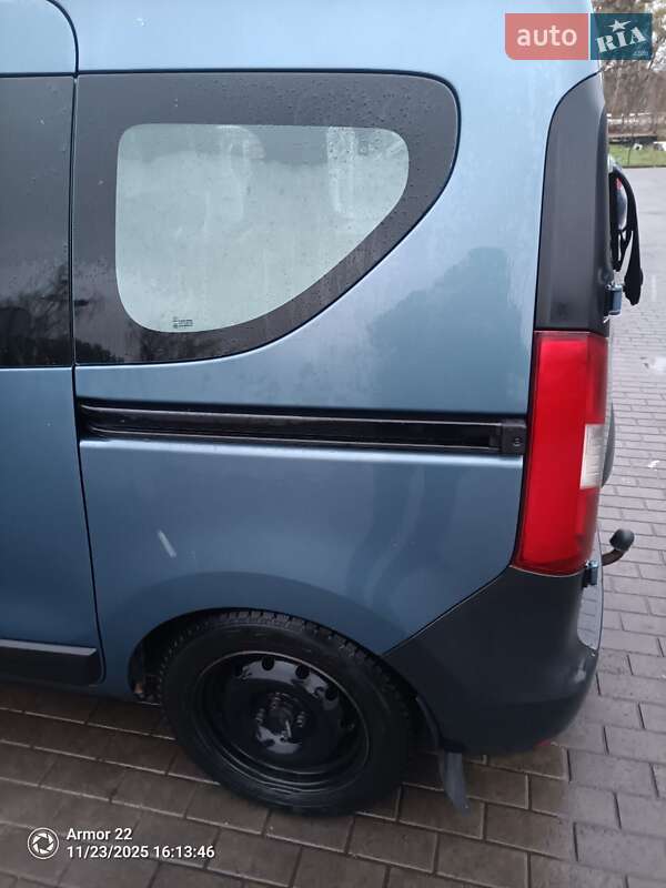 Минивэн Renault Dokker 2013 в Вараше