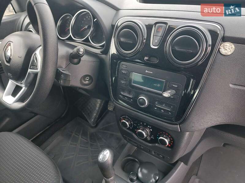 Минивэн Renault Dokker 2018 в Косове фото 28 Минивэн Renault Dokker 2018 в Косове