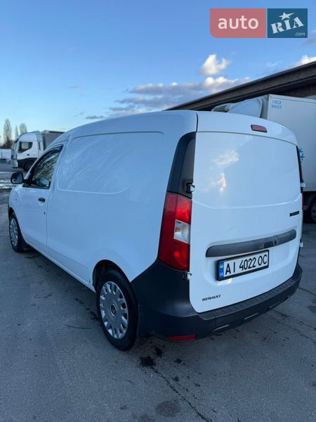 Вантажний фургон Renault Dokker 2013 в Києві