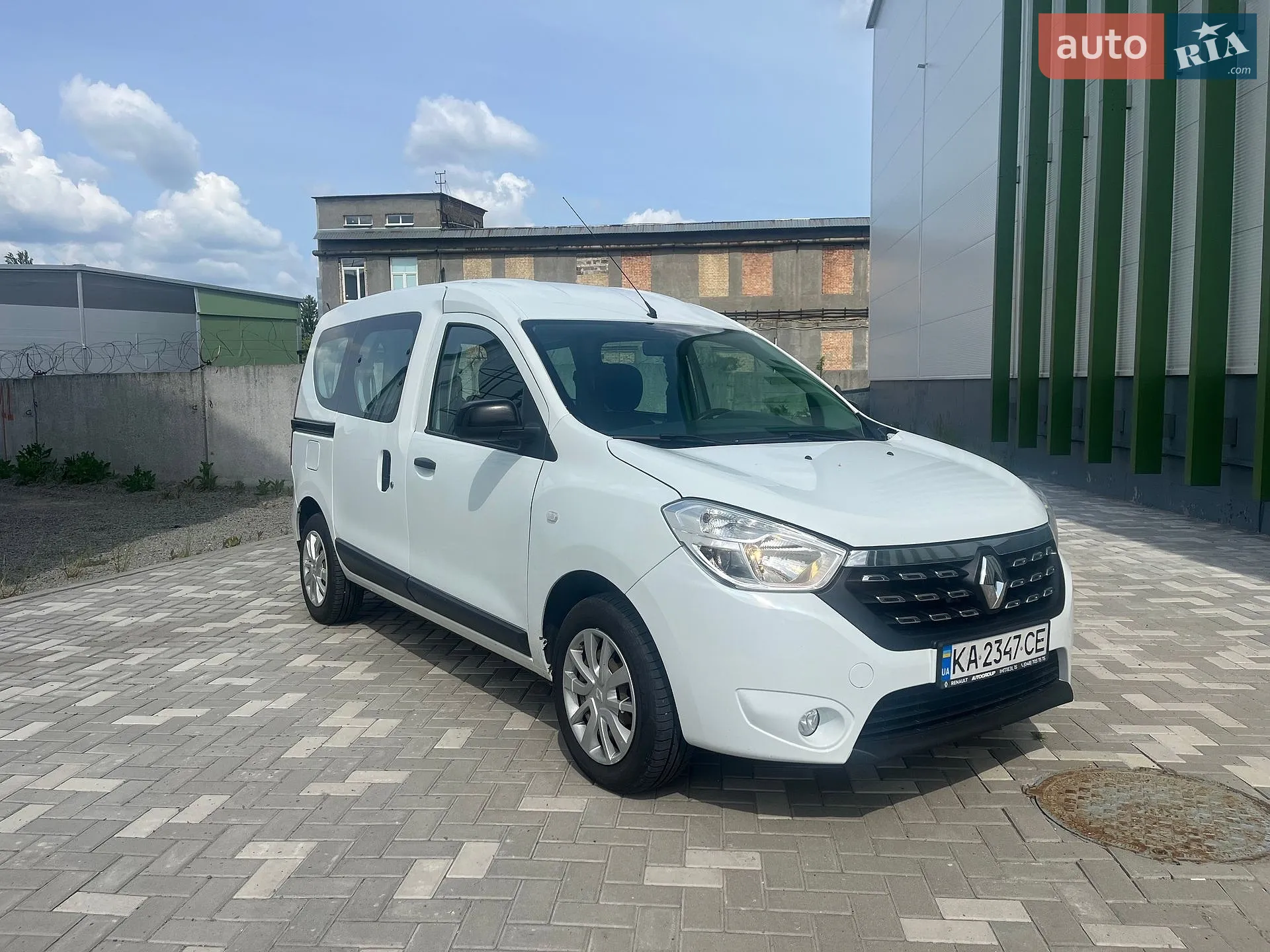 2021 Renault Dokker - мініатюра 2