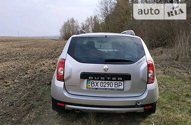 Позашляховик / Кросовер Renault Duster 2012 в 