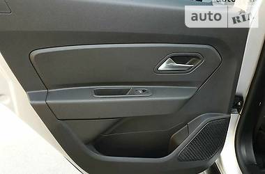 Позашляховик / Кросовер Renault Duster 2018 в 
