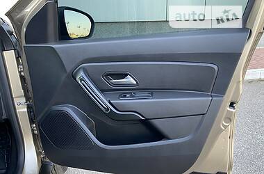 Внедорожник / Кроссовер Renault Duster 2020 в 