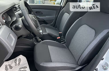 Внедорожник / Кроссовер Renault Duster 2023 в 