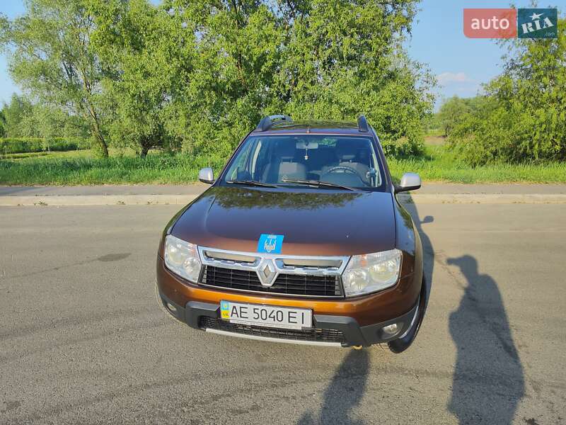 Внедорожник / Кроссовер Renault Duster 2010 в Ворзеле