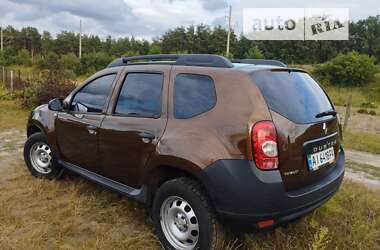 Внедорожник / Кроссовер Renault Duster 2012 в 