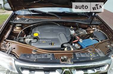 Внедорожник / Кроссовер Renault Duster 2012 в 