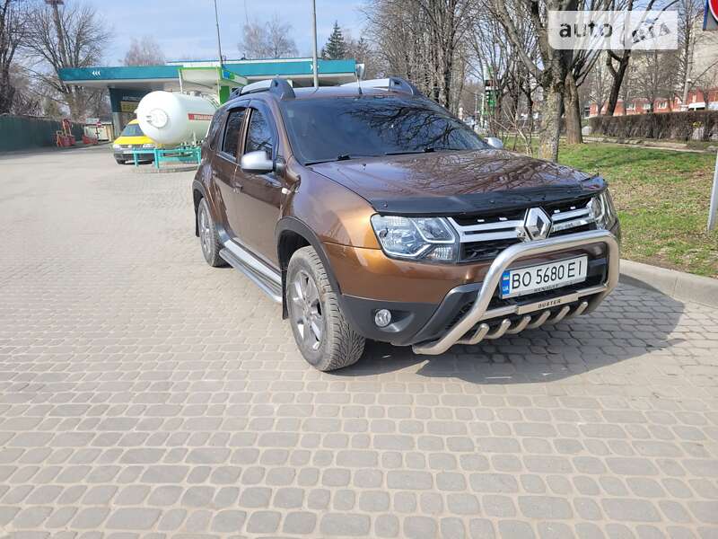 Внедорожник / Кроссовер Renault Duster 2015 в Тернополе