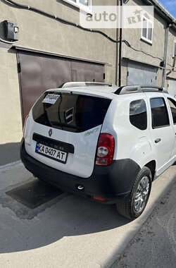 Внедорожник / Кроссовер Renault Duster 2013 в Киеве