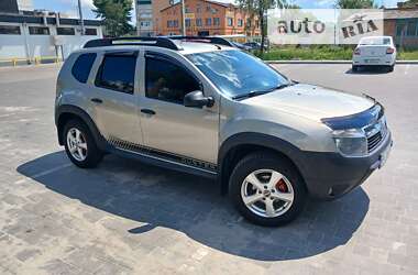 Внедорожник / Кроссовер Renault Duster 2012 в Лохвице