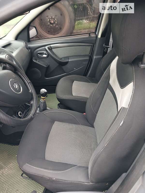 Позашляховик / Кросовер Renault Duster 2016 в Любарі