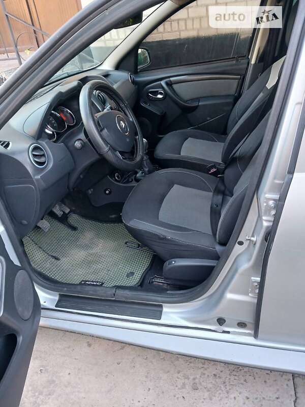 Позашляховик / Кросовер Renault Duster 2016 в Любарі