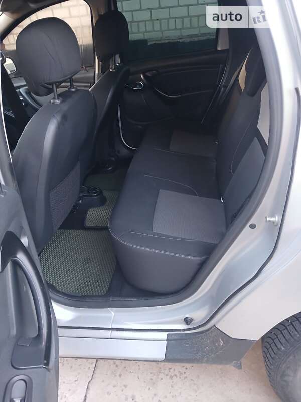 Позашляховик / Кросовер Renault Duster 2016 в Любарі