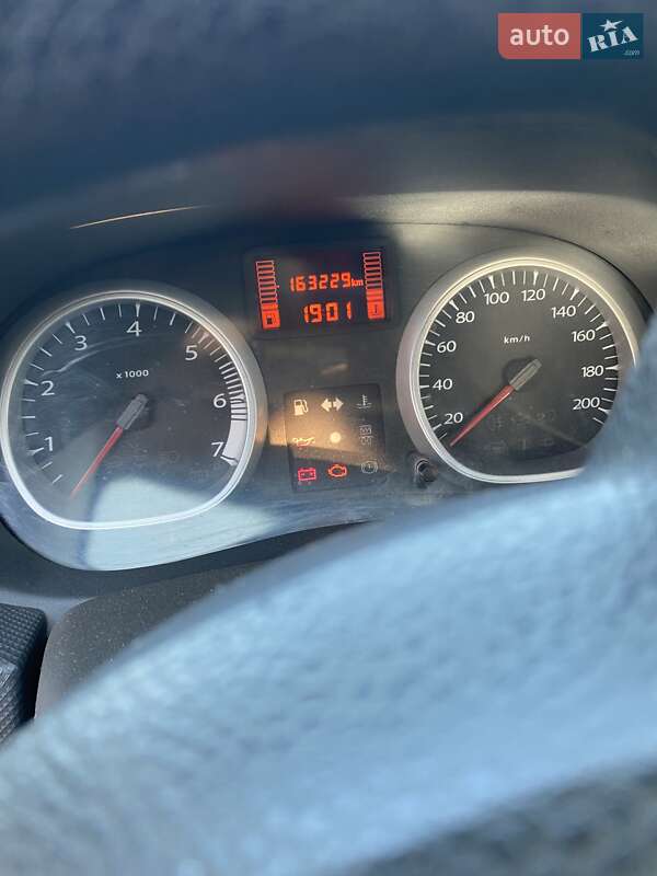 Позашляховик / Кросовер Renault Duster 2011 в Смоліному