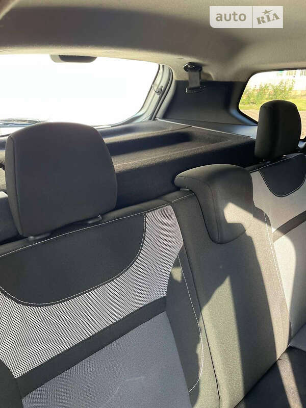 Внедорожник / Кроссовер Renault Duster 2016 в Кривом Роге фото 19 Внедорожник / Кроссовер Renault Duster 2016 в Кривом Роге
