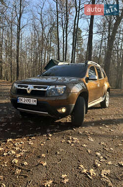 Позашляховик / Кросовер Renault Duster 2012 в Олевську