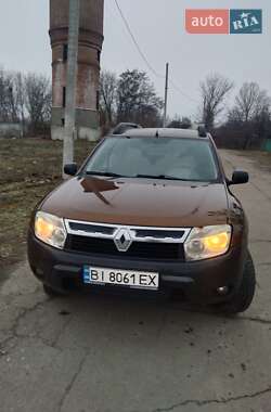 Внедорожник / Кроссовер Renault Duster 2010 в Полтаве