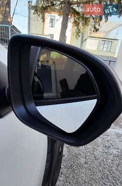 Внедорожник / Кроссовер Renault Duster 2020 в 