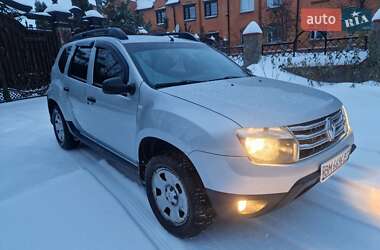 Внедорожник / Кроссовер Renault Duster 2013 в Ромнах