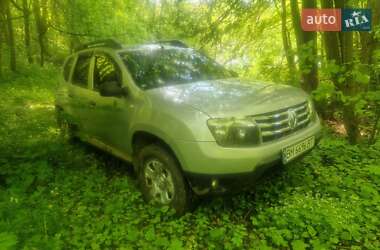 Внедорожник / Кроссовер Renault Duster 2013 в Ромнах