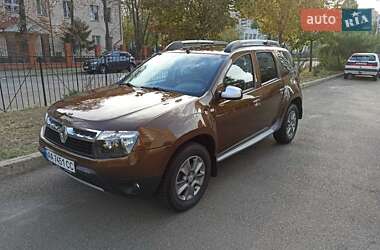Позашляховик / Кросовер Renault Duster 2013 в 