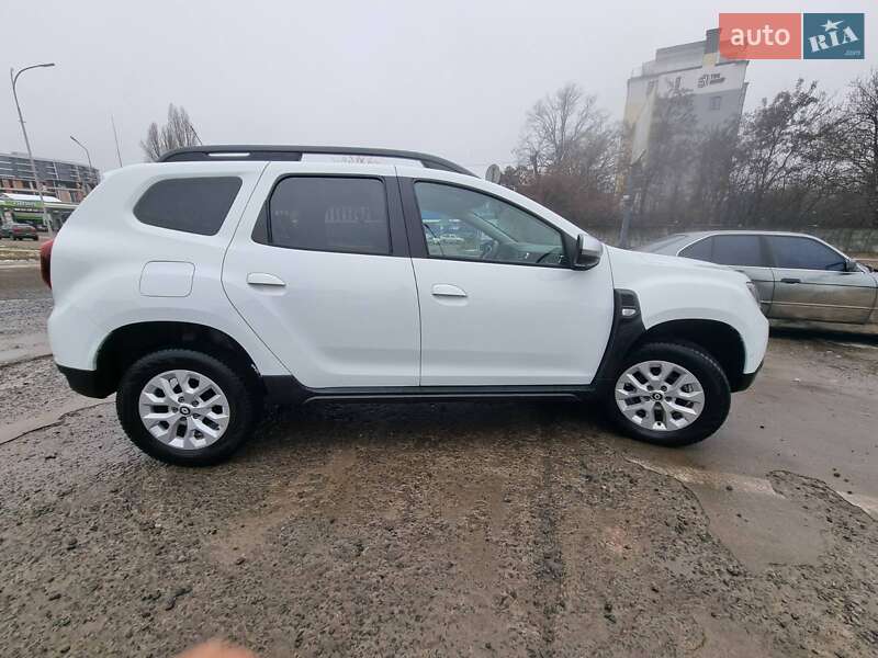 Позашляховик / Кросовер Renault Duster 2022 в 