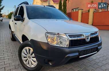 Позашляховик / Кросовер Renault Duster 2013 в 
