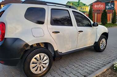 Позашляховик / Кросовер Renault Duster 2013 в 