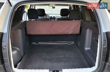 Позашляховик / Кросовер Renault Duster 2013 в 