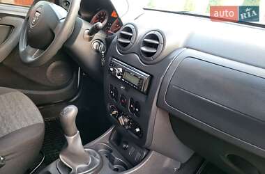 Позашляховик / Кросовер Renault Duster 2013 в 