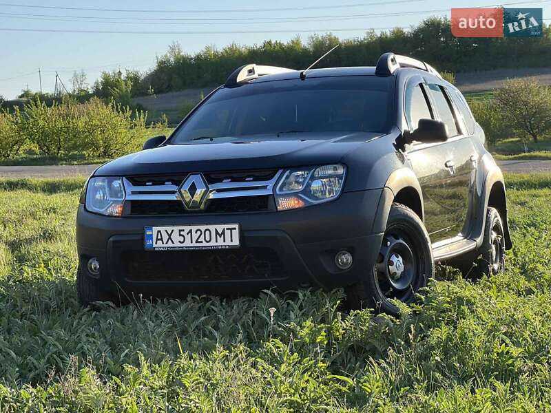 Внедорожник / Кроссовер Renault Duster 2015 в 