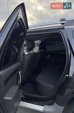 Позашляховик / Кросовер Renault Duster 2012 в 