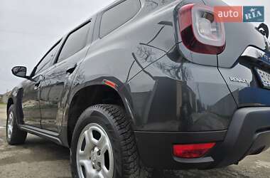 Позашляховик / Кросовер Renault Duster 2020 в 
