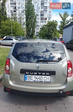 Позашляховик / Кросовер Renault Duster 2012 в 