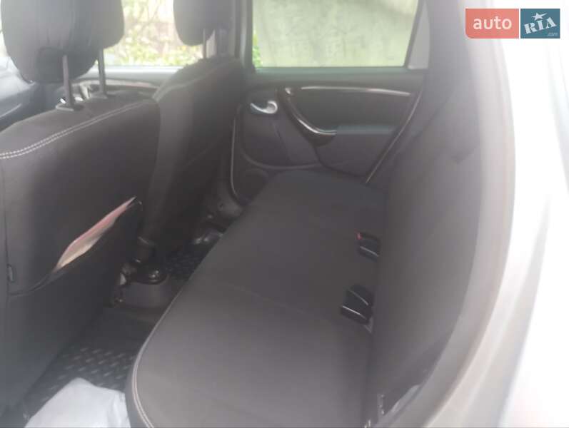 Позашляховик / Кросовер Renault Duster 2012 в Києві