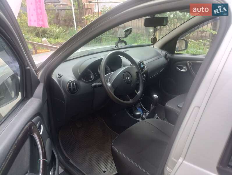 Внедорожник / Кроссовер Renault Duster 2012 в Киеве