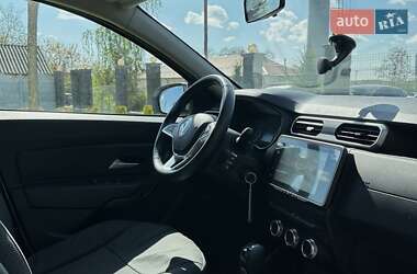 Позашляховик / Кросовер Renault Duster 2023 в 
