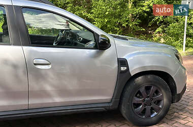 Позашляховик / Кросовер Renault Duster 2021 в 